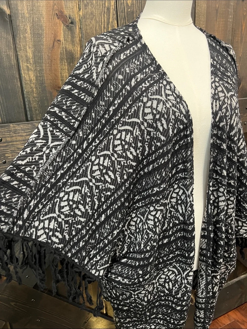 Free People Oversized Fringe Kimono Open Cardigan XS S Geo Printed Boho Layering